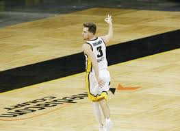 185 lb (84 kg) high school: Iowa Hawkeyes Jordan Bohannon Bounce Back With 87 72 Win Over Northwestern The Gazette