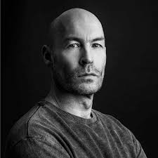 Hemma hos-reportage med profiler & formgivare –Svenssons.se