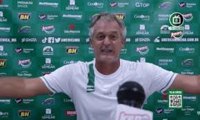 Denner é amarelado depois de pegada em ademir! Hegt7fjgx82pgm