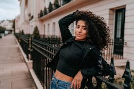 Sunflower oil contains fatty acids, minerals, and vitamins, which are necessary for hair growth and scalp health. Sunflower Oil The Newbies Guide To Hair Growth And Thinning