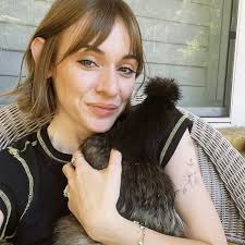 Leah Miles (@leahmmiles) • Instagram photos and videos