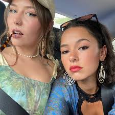 Tamala Tamala's Instagram, Twitter & Facebook