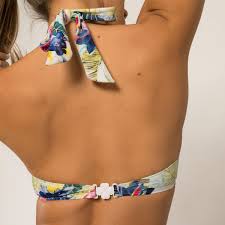 Découvrez les dernières nouveautés produits maillot de bain de grandes marques misez sur l'effet ampliforme des technologies swimear. Haut De Maillot De Bain Push Up Armatures Multicolore 3 Suisses