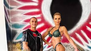 Je šťastnou maminkou syna andrease. Hana Maslikova Nejnovejsi Zpravy A Fotografie Extra Cz