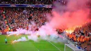 Find the perfect galatasaray stadium stock photos and editorial news pictures from getty images. Football Tweet On Twitter Galatasaray Fans At The Emirates Tonight Afc Http T Co Lmhtwhlv1h