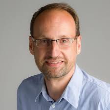 HOLIDAY Reisebuch: Entspannte Wochenenden: 50 romantische Regionen :  Rössig, Wolfgang, Knoller, Rasso, Sorges, Jürgen, Buddée, Gisela, Bech,  Anja, Still, Sonja, Bauer, Heidi, Benstem, Anke, Kreißl, Barbara,  Bock-Schröder, Birgit, Eder, Christian ...