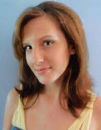 Lauren Hatter's Instagram, Twitter & Facebook