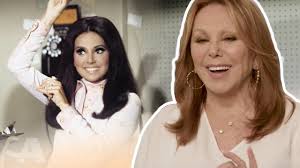 She has a sister, terre, and a brother, tony thomas, who is a television and film producer.her father was a roman catholic lebanese american and her mother was sicilian american. Marlo Thomas On Proving Herself In A Man S World At 24 Youtube