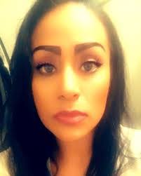 Sandy Espinosa's Instagram, Twitter & Facebook