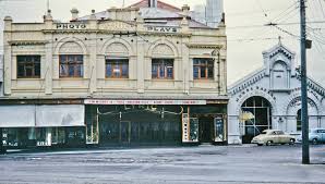 Lyric Theatre Bendigo Photo Taken In 1959 Theatre Closed In 1965 And Two Years Later The Building Was Destr Bendigo Ferry Building San Francisco Building