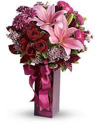 What's the perfect gift for any occasion? Teleflora S Fall In Love Valentines Flowers Fresh Flowers Arrangements Valentine Bouquet