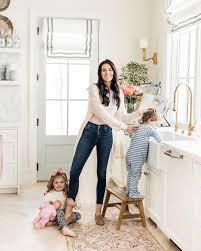 I'm so excited to fill you in on the latest collection news for our upcoming. Rach Parcell Pink Peonies On Instagram My Favorite Comfiest New Shoes To Wear For That Busy Mom Life Rachel Parcell Pink Peonies Busy Mom Life Pink Peonies