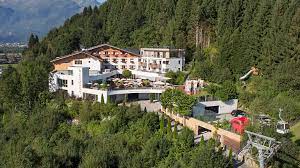 Jan 18, 2020 · there are irregular gerundi (plural of gerundio). Familotel Amiamo Zell Am See Holidaycheck Salzburger Land Osterreich