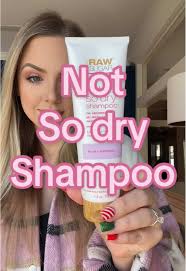 This Not So Dry Shampoo is 10/10! I’m obsessed and it left my hair feeling  fresh. 🎀 #dryshampoo #hairhack #tiktokshop @Raw Sugar Living