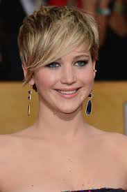 And we'll be stalking her pixie throughout the promotional. Jennifer Lawrence S Pixie Cut 10 Winning Ways The Star Has Styled Her Short Hair Fashion Magazine
