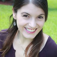 Evie Day (@Evierose23)