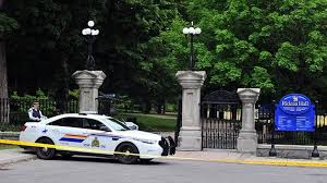 Rideau hall is simply spectacular! Rideau Hall Canadian Armed Forces Member Arrested After Breaching Official Residence Bbc News