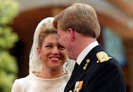 Pic.twitter.com/rgi0bdhltz— yelle tieleman gisteren is vrouwenmepper dion graus in het huwelijksbootje getreden met zijn vriendin. Koningspaar 18 Jaar Getrouwd 18x Liefde Tussen Maxima En Willem Alexander Linda Nl