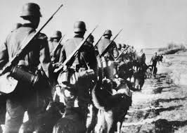 En esta última se incluyen las tropas de rusia en general al rendirse alemania en la primera guerra mundial y tras la disolución del imperio austrohúngaro, se. La Segunda Guerra Mundial A Profundidad Enciclopedia Del Holocausto