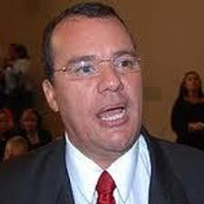 Renato Alvarez's Instagram, Twitter & Facebook