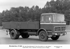 Mercedes Benz 1620 Mercedes Benz Trucks Mercedes Benz Mercedes Benz Sports Car