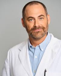 Looking sharp w/ Chad Gabriel • • • #acting #actor #actors #lacasting  #pilotseason #laactor #actingheadshot #actorheadshot #actorsheadshot  #headshot #headshots #headshotsession #theatricalheadshot #theatrical  #audition #hollywood #actorslife ...