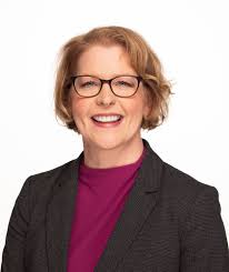 Mary Vavra's Instagram, Twitter & Facebook