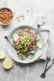 Tabbouleh Di Quinoa E Come Cucinare La Quinoa Mangio Quindi Sono Recipe Spiced Chickpeas Tabbouleh Food Photography