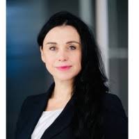 Clarissa Mann's Instagram, Twitter & Facebook