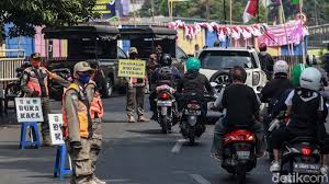 Hubungan antara indonesia dan malaysia beberapa kali mengalami pasang surut. Malaysia Ikut Jam Adzan Indonesis Wisata Malaysia Ikut Terdampak Virus Corona Republika Online Bisa Dihubungi Melalui Email Whatsapp Dan Telp Di Jam Kerja