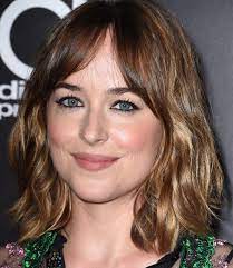 Dec 27, 2019 · long, straight bangs will never go out of style, especially because they're so versatile. How To Grow Out Your Bangs 10 Hairstyles To Try Teen Vogue