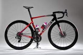 De dertigjarige renner is nog altijd met onbetaald verlof, maar de knwu heeft zijn naam nog niet doorgestreept voor tokio. Demi Vollering Demivollering Twitter