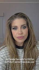 Another SCORANTINE! Fun show alert! We gave away a Witchrot shirt, a  @pattilapel face mask that has The Mask movie logo, a  @befreebydaniellefishel total package combo & a signed poster of young