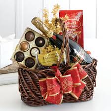 Ideas For Making A Chocolate Gift Basket Christmas Gift Baskets Diy Christmas Gift Baskets Christmas Baskets