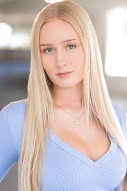 When Calls the Heart" Heart of a Secret (TV Episode 2017)