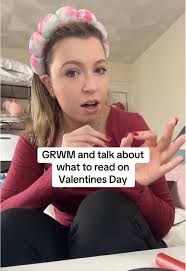 Someone help me out, I’m too indecisive for my own good #alihazelwood  #booktok #bookish