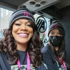 Aggie Lopez (@a_lo_77)