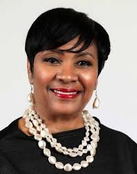 Top 30 Woman 2019 by d-mars.com