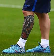 Lionel messi appears to have covered up his leg tattoos judging by photos of him training with argentina ahead of their game against brazil. Kamel Nemr Kamelnemr Profil Pinterest