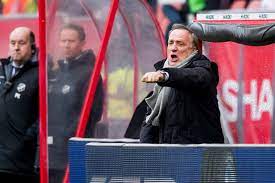 Tannane'nin bugün fenerbahçe ile görüşmek üzere i̇stanbul'a geleceği haberi ise tüm spor severlerin. Duracell Dick Van Advertentieverkoper Tot Recordbondscoach Voetbal International