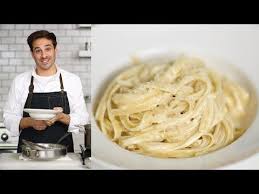 How To Avoid Thick And Pasty Alfredo Sauce Kitchen Conundrum With Thomas Joseph Martha Stewart Youtube Alfredo Sauce Alfredo Martha Stewart Recipes