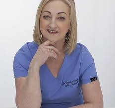 Deirdre Forde's Instagram, Twitter & Facebook