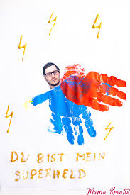 Herz und herzchen herzchen als serviettenringe oder geschenkpäckchen herzchen im rahmen : Vatertagsgeschenk Basteln Mit Kindern 3 Schnelle Ideen Mama Kreativ