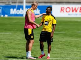 Erling haaland's style of play. Erling Haaland Akui Kalah Kelas Dari Pemain 15 Tahun Liga Olahraga