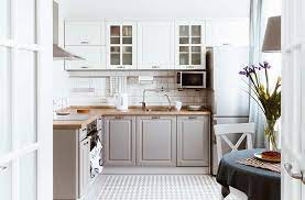 Annie sloan shows you the fastest way to update your kitchen cabinets, by simply using chalk paint® and wax! Chalk Paint Kitchen Cabinets Designing Idea