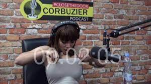 May 31, 2021 · seperti diketahui, dinar saat itu menjadi bintang tamu dalam podcast deddy corbuzier. Reaksi Deddy Corbuzier Saat Dinar Candy Ngaku Tak Pakai Bra Saat Tampil Di Acara Podcast Nya Tribun Timur