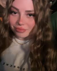 Teighlor Chanel Burke (@tchampagnemami) • Instagram photos and videos