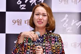 배우 김민경사진=영화 '함정' 스틸 아주경제 정진영 기자 = 미스코리아 출신 배우 김민경이 연기에 대한 애정을 드러냈다. Tenphoto ê¹€ë¯¼ê²½ ì¸ì‚¬ë§ í•˜ë‹¤ í­í' ëˆˆë¬¼ í•¨ì • í•œê²½ë‹·ì»´