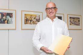 Regina chegou a dizer que colocar a fala de proença no ar foi uma atitude de baixo nível. Caras Daniel Proenca De Carvalho Orgulhoso Do Filho Mais Velho