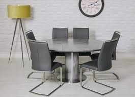 The stylish and versatile choice for your dining area, this stunning dining table is ideal for both family meals and entertaining. Vancouver Round Extending Dining Table